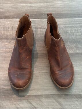 TIMBERLAND WOMEN’S MAGBY LOW CHELSEA BOOT size 7.5 New without tags!!